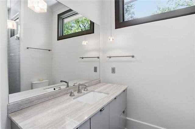 200 Old Ivy Road NE, Atlanta, GA 30342