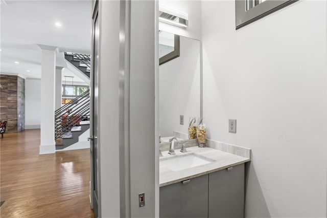 200 Old Ivy Road NE, Atlanta, GA 30342