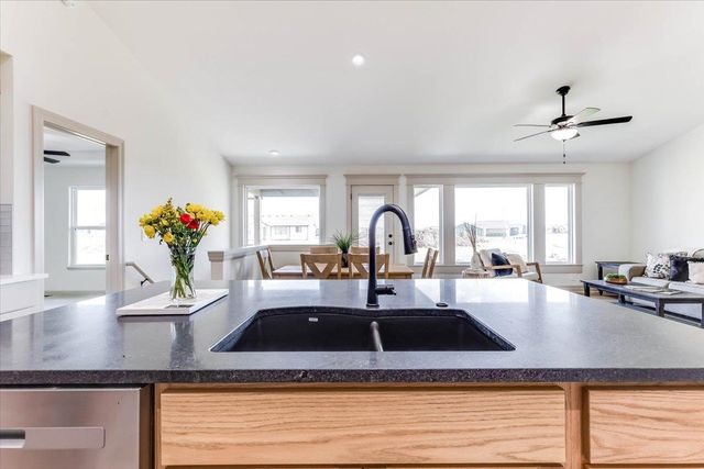 2231 E Arrowhead St, Andover, KS 67002