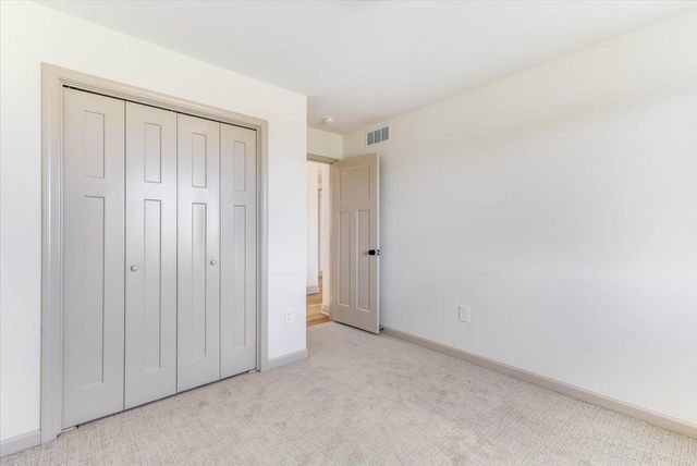 2231 E Arrowhead St, Andover, KS 67002