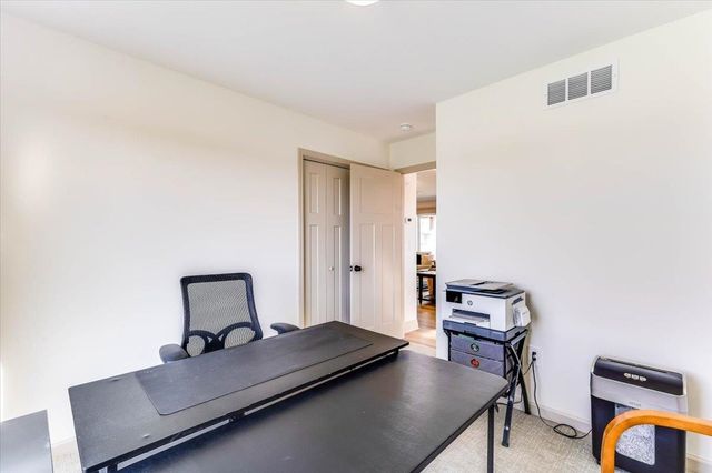 2231 E Arrowhead St, Andover, KS 67002