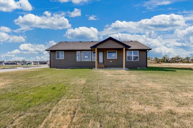 2231 E Arrowhead St, Andover, KS 67002