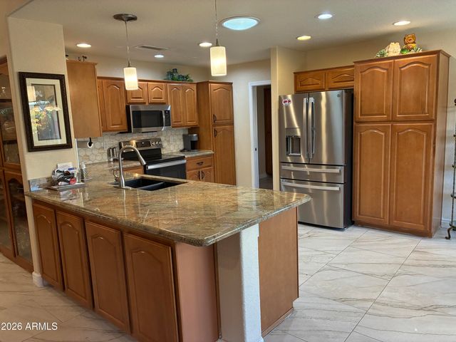 11046 E NEVILLE Avenue, Mesa, AZ 85209