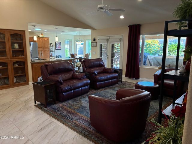 11046 E NEVILLE Avenue, Mesa, AZ 85209
