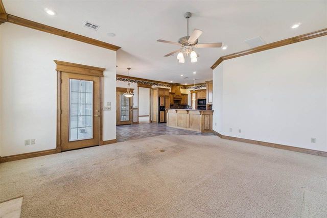 406 S East Dr, Fletcher, OK 73541