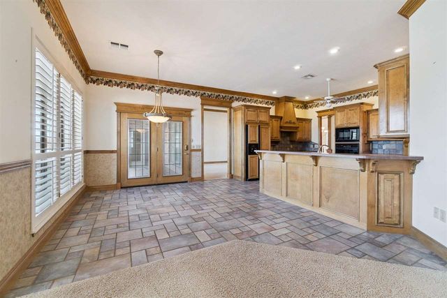 406 S East Dr, Fletcher, OK 73541