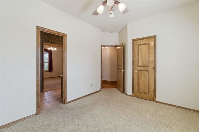 406 S East Dr, Fletcher, OK 73541