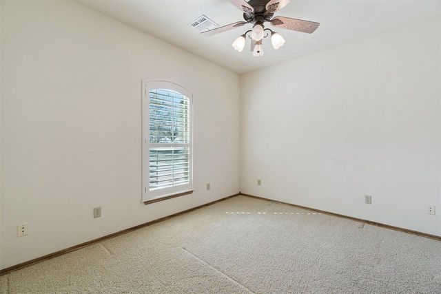 406 S East Dr, Fletcher, OK 73541