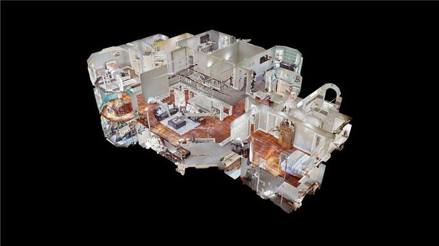 12236 Donovan Drive, Country Club, MO 64505