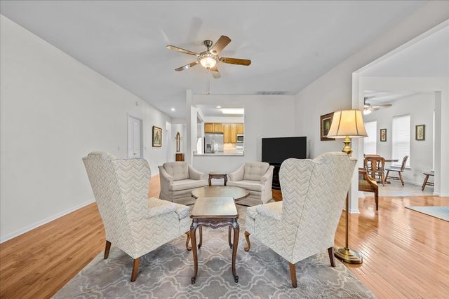 2905 CAROUSEL Court, Grayslake, IL 60030