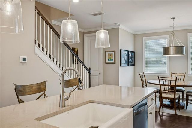 6540 Beacon Drive, Atlanta, GA 30328