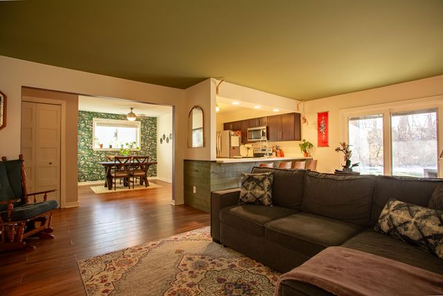 1276 Clifty Falls Court, Valparaiso, IN 46385