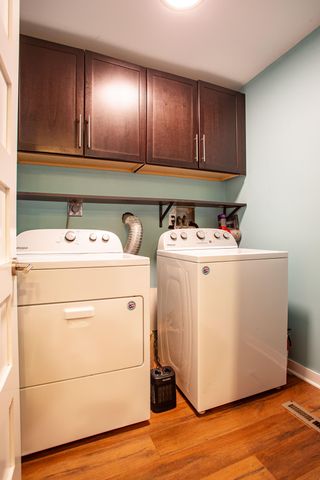 1276 Clifty Falls Court, Valparaiso, IN 46385