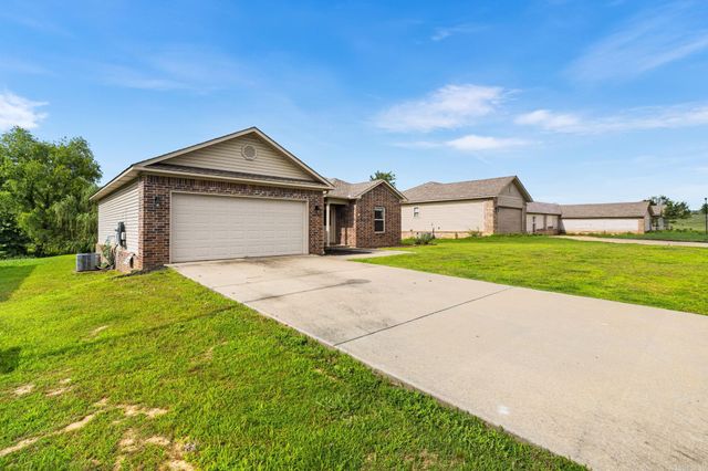 27 Mill Creek Drive, Ward, AR 72176