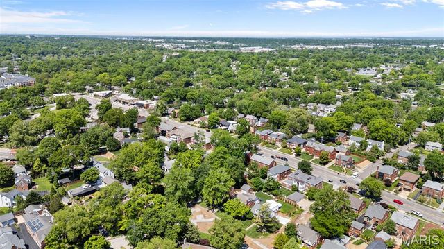 8009 Teasdale Avenue, University City, MO 63130