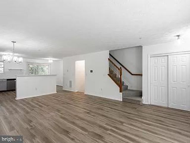 10400 VISTA GARDENS DR, Bowie, MD 20720