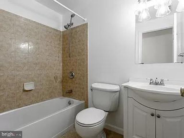 10400 VISTA GARDENS DR, Bowie, MD 20720