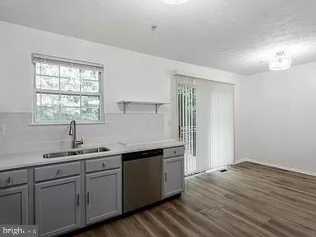 10400 VISTA GARDENS DR, Bowie, MD 20720