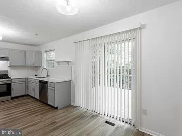 10400 VISTA GARDENS DR, Bowie, MD 20720