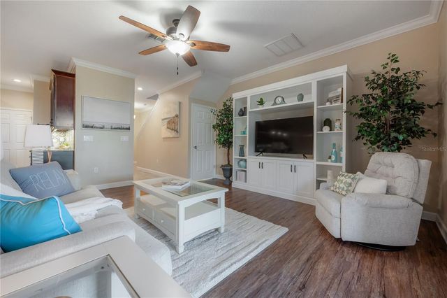 933 MOSCATO PLACE, Palm Harbor, FL 34683