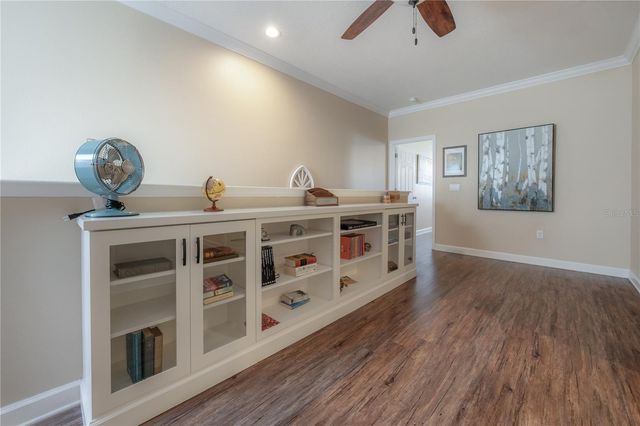 933 MOSCATO PLACE, Palm Harbor, FL 34683