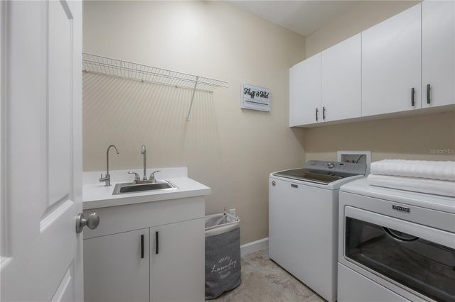 933 MOSCATO PLACE, Palm Harbor, FL 34683