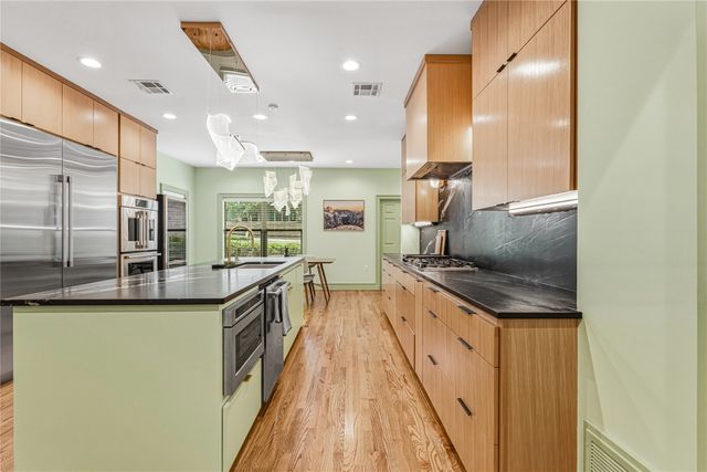 3201 Edward Drive, Waco, TX 76708