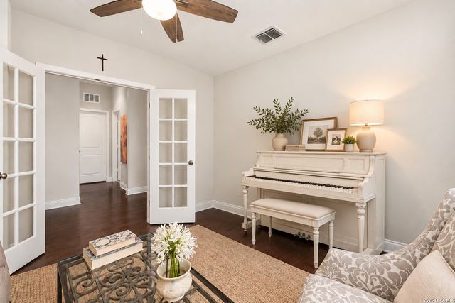 2174 KISKADEE DR, New Braunfels, TX 78132
