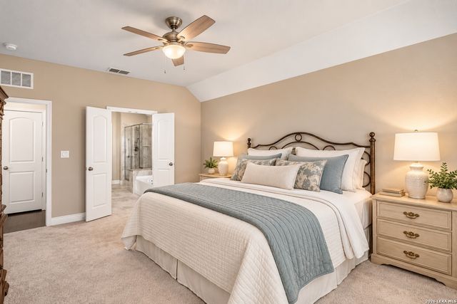 2174 KISKADEE DR, New Braunfels, TX 78132