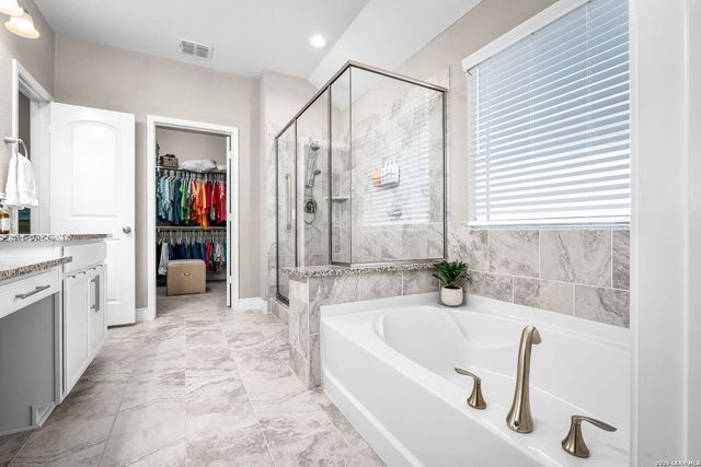 2174 KISKADEE DR, New Braunfels, TX 78132
