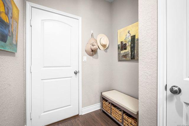 2174 KISKADEE DR, New Braunfels, TX 78132