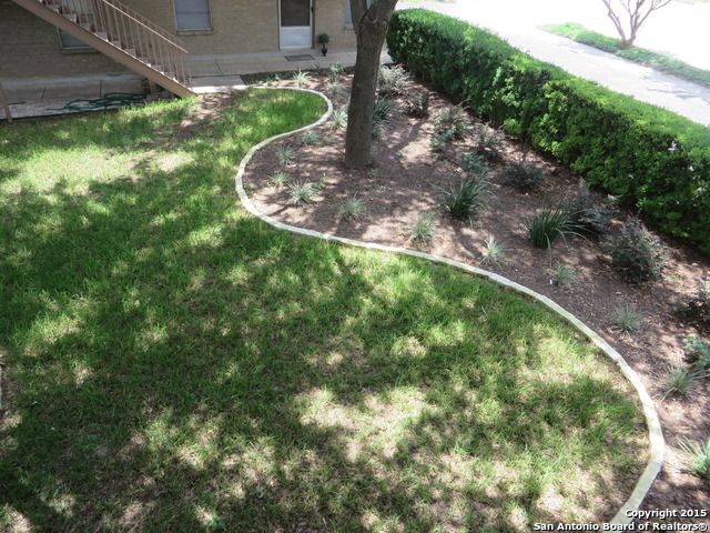 718 W Russell Pl Apt 12, San Antonio, TX 78212