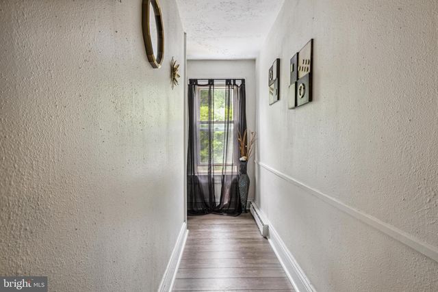 74 S MAIN ST, Yoe, PA 17313