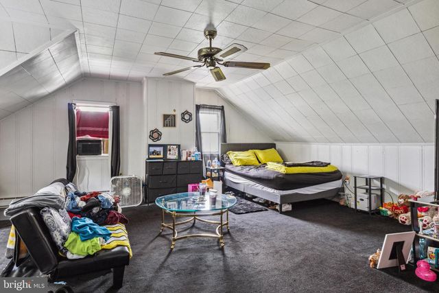 74 S MAIN ST, Yoe, PA 17313