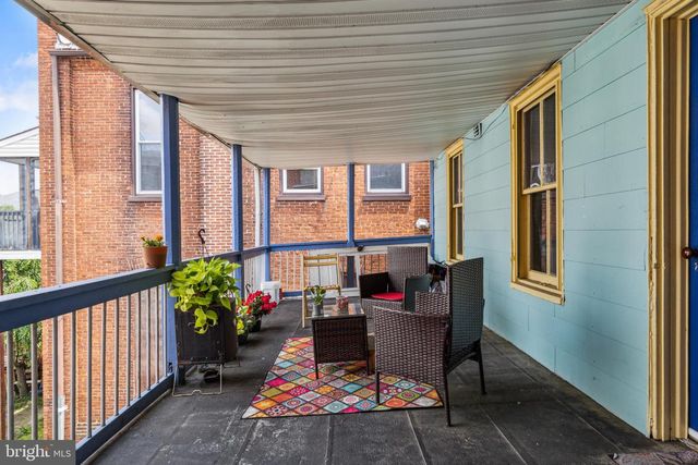 74 S MAIN ST, Yoe, PA 17313