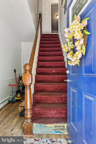 74 S MAIN ST, Yoe, PA 17313