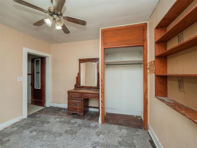 3104 S Main, Taylor, TX 76574