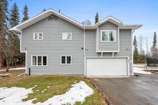 3171 TREATY STREET, North Pole, AK 99705