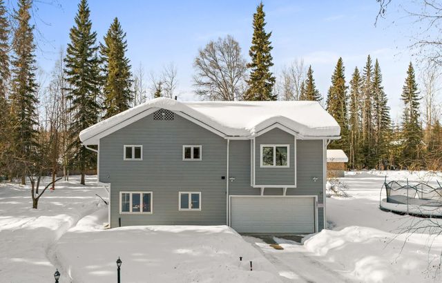 3171 TREATY STREET, North Pole, AK 99705