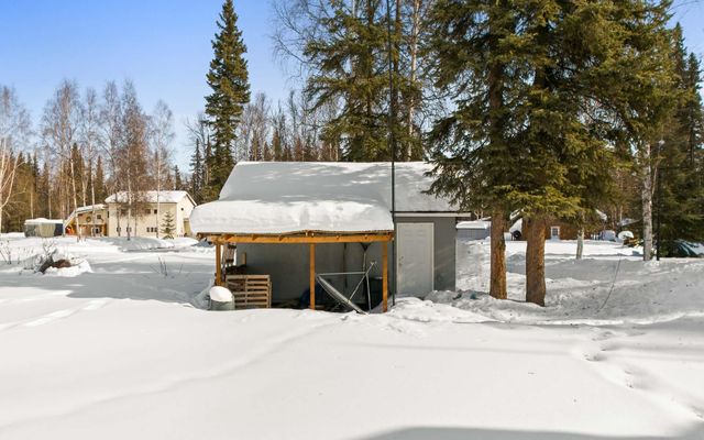 3171 TREATY STREET, North Pole, AK 99705
