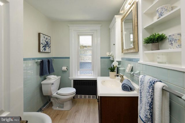 516 E LANCASTER AVE, Downingtown, PA 19335