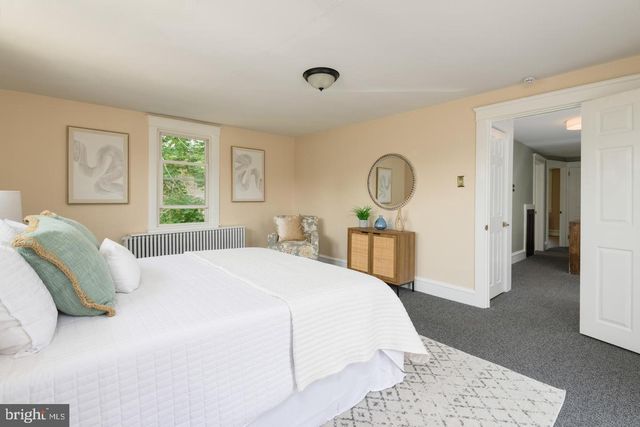 516 E LANCASTER AVE, Downingtown, PA 19335