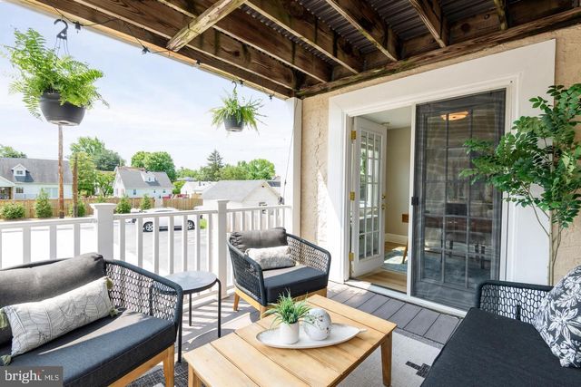 516 E LANCASTER AVE, Downingtown, PA 19335