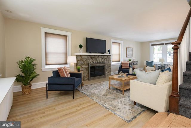 516 E LANCASTER AVE, Downingtown, PA 19335