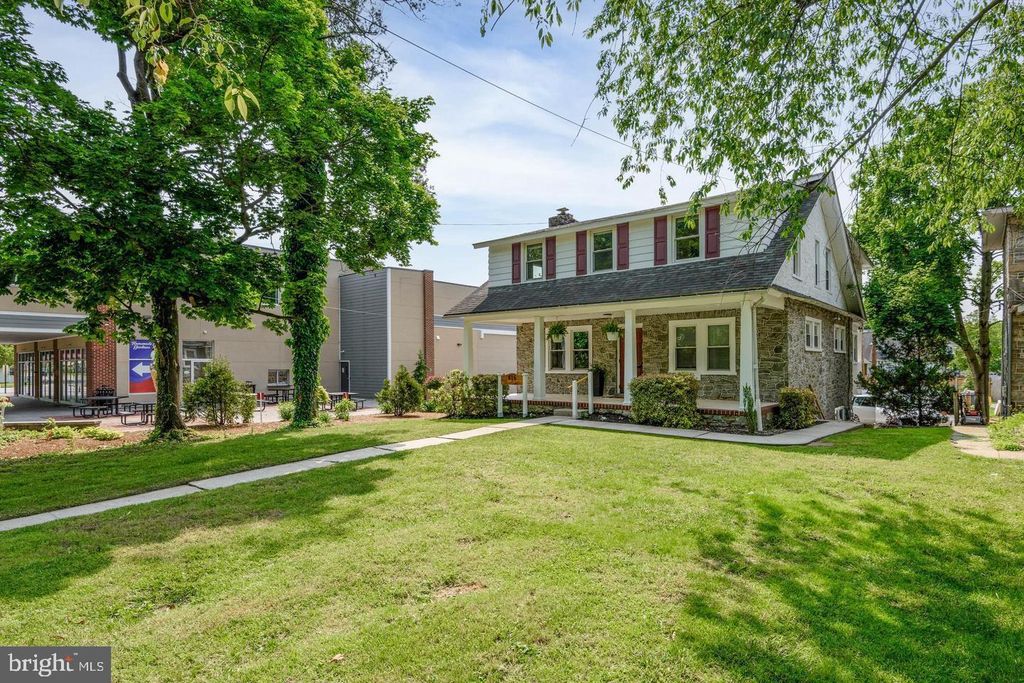 516 E LANCASTER AVE, Downingtown, PA 19335