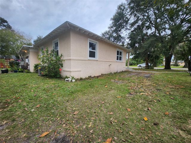 486 OAK STREET, New Smyrna Beach, FL 32168