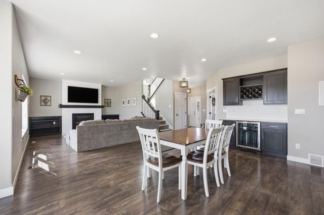 3644 54th Street S, Fargo, ND 58104