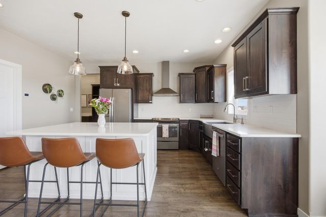 3644 54th Street S, Fargo, ND 58104