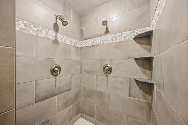 3644 54th Street S, Fargo, ND 58104