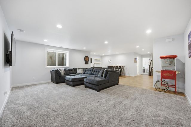 3644 54th Street S, Fargo, ND 58104